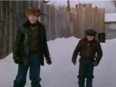 The toady is the one on the right.
